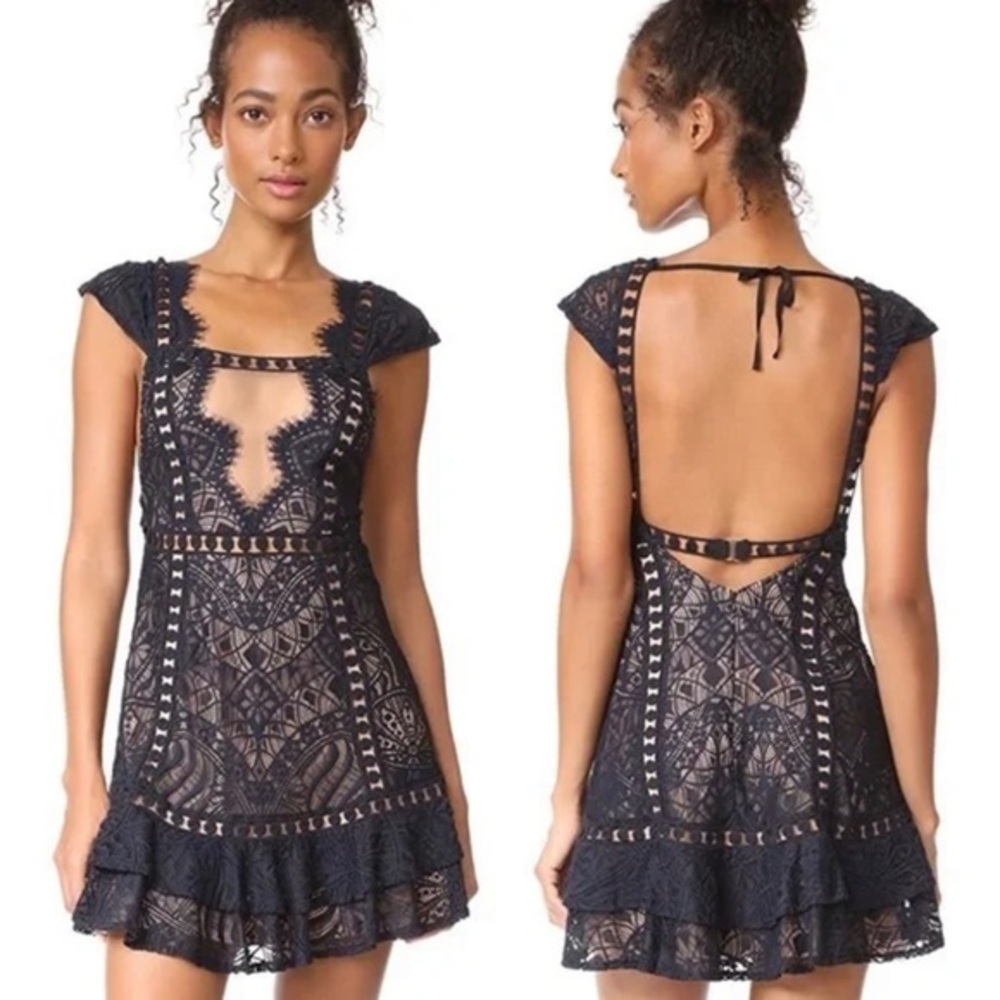 FOR LOVE AND LEMONS EMERIE SLEEVELESS DRESS BLACK